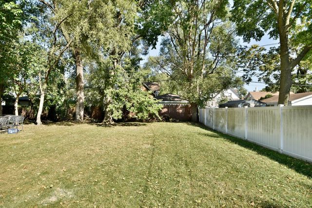 340 Pine Street, Joliet, IL 60435