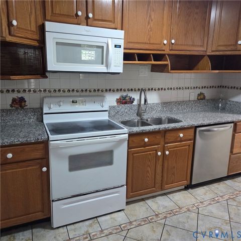 106 Garland Ave, Sandston, VA 23150