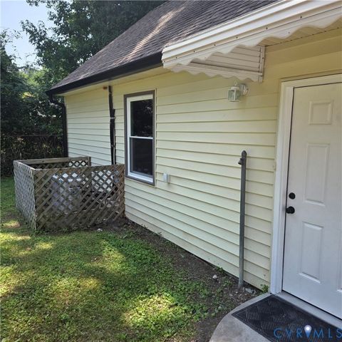 106 Garland Ave, Sandston, VA 23150