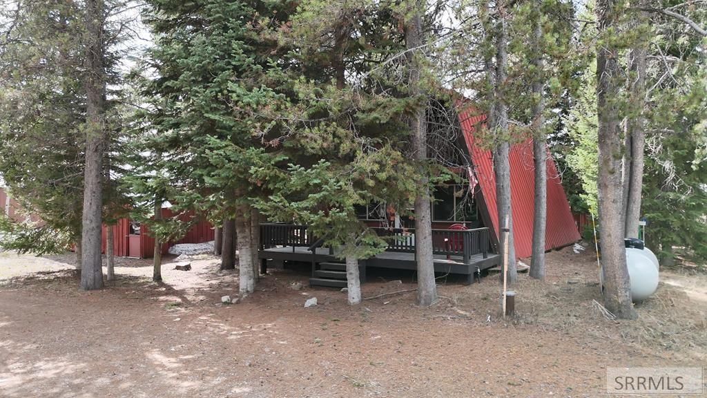 Image 4 of property listing at 4779 Pinion Street, Island Park, ID 83429