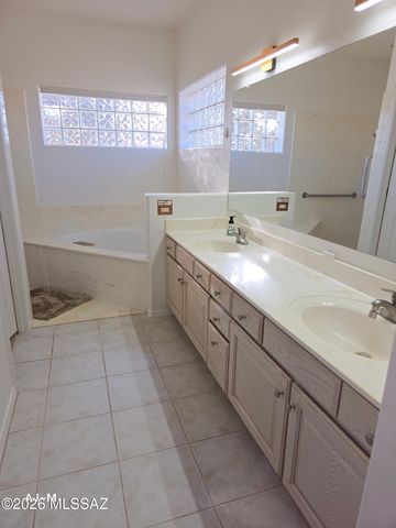 4723 S Prairie Hills Drive, Green Valley, AZ 85622