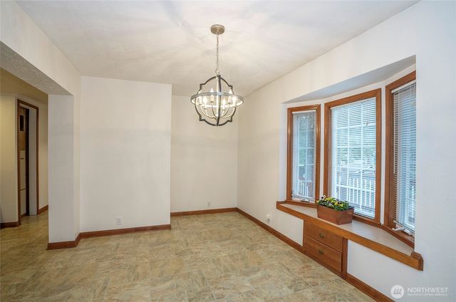 17843 NW Seabeck Holly Road, Seabeck, WA 98380