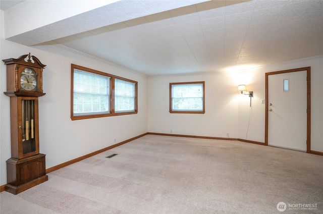 17843 NW Seabeck Holly Road, Seabeck, WA 98380