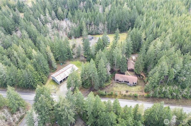 17843 NW Seabeck Holly Road, Seabeck, WA 98380