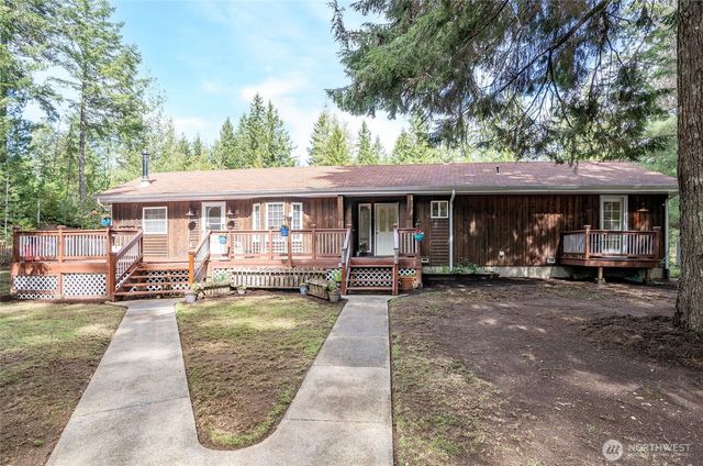 17843 NW Seabeck Holly Road, Seabeck, WA 98380