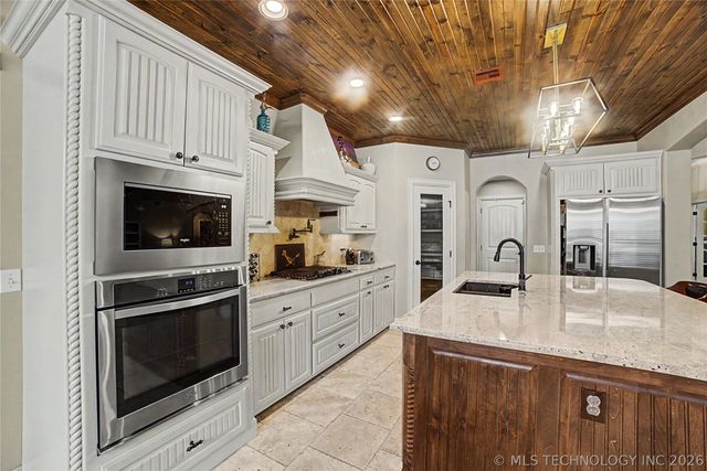 7906 N 142nd Avenue E, Owasso, OK 74055