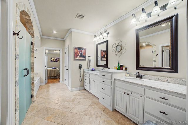 7906 N 142nd Avenue E, Owasso, OK 74055