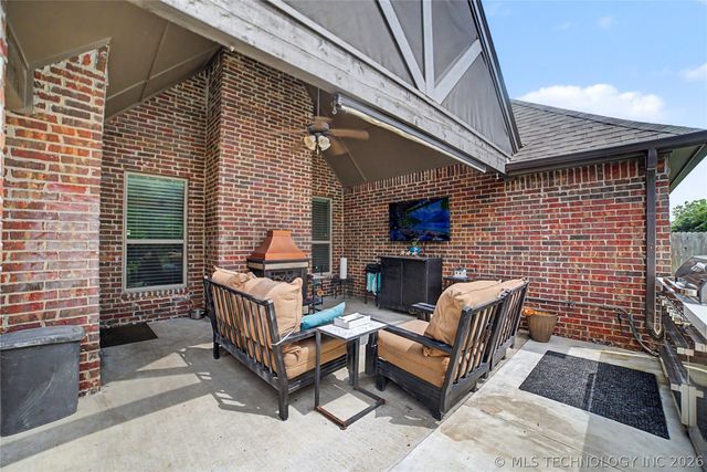 7906 N 142nd Avenue E, Owasso, OK 74055