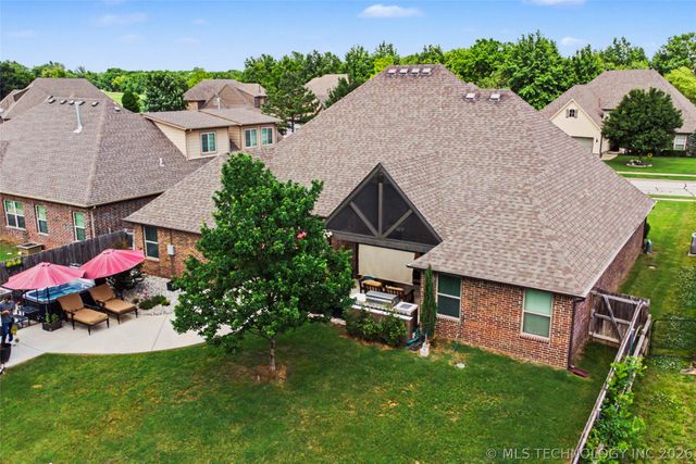 7906 N 142nd Avenue E, Owasso, OK 74055