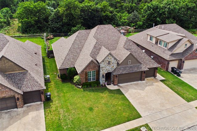 7906 N 142nd Avenue E, Owasso, OK 74055