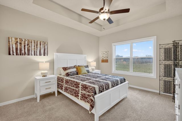 657 SE Hollow Court, West Des Moines, IA 50265