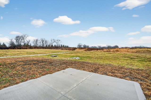 657 SE Hollow Court, West Des Moines, IA 50265