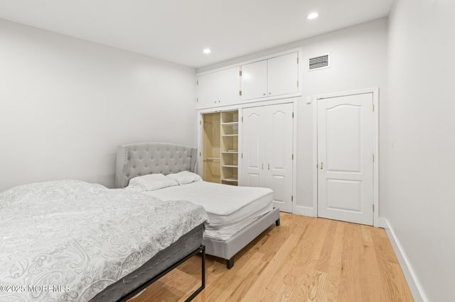 606 Deal Road, Ocean Twp, NJ 07712