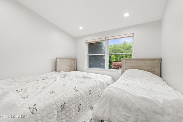606 Deal Road, Ocean Twp, NJ 07712