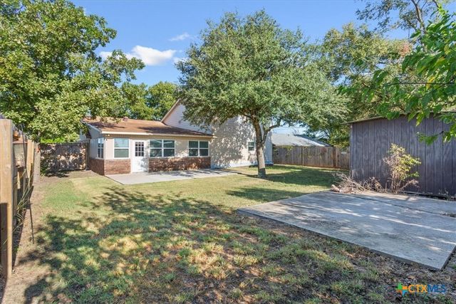 1001 Pamela Avenue, Troy, TX 76579