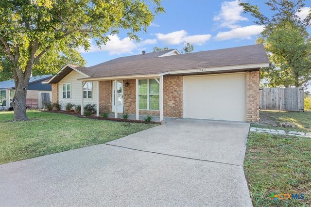 1001 Pamela Avenue, Troy, TX 76579