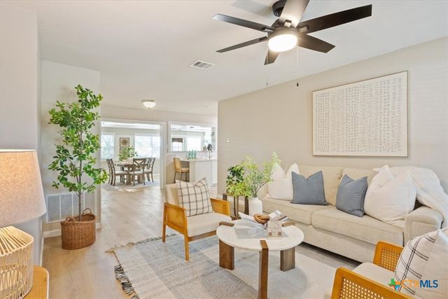 1001 Pamela Avenue, Troy, TX 76579