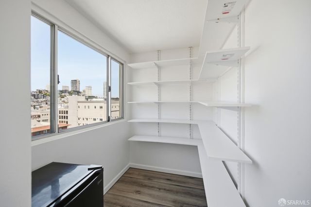 946 Stockton Street 9E, San Francisco, CA 94108