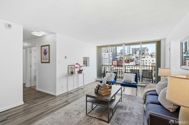 946 Stockton Street 9E, San Francisco, CA 94108