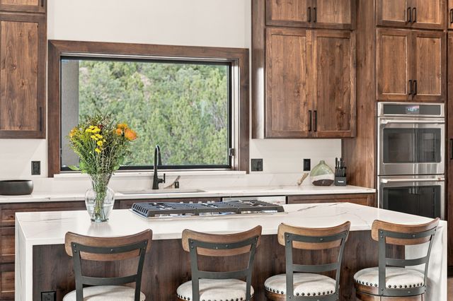 21 Paseo Del Coyote B, Santa Fe, NM 87506