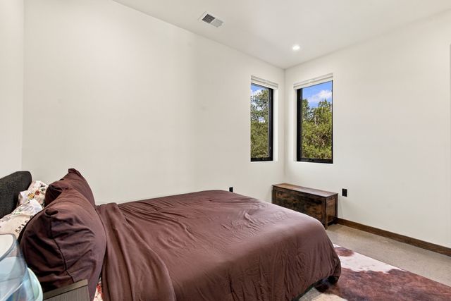 21 Paseo Del Coyote B, Santa Fe, NM 87506