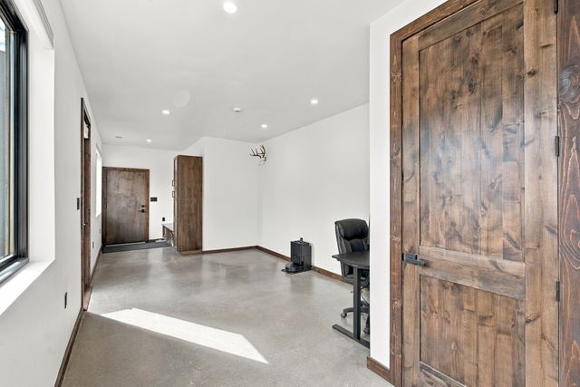 21 Paseo Del Coyote B, Santa Fe, NM 87506