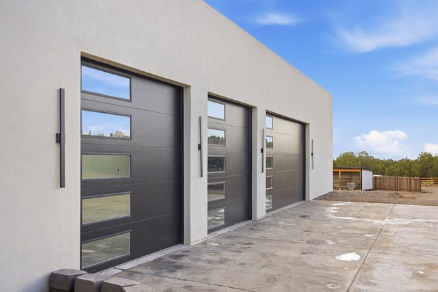 21 Paseo Del Coyote B, Santa Fe, NM 87506