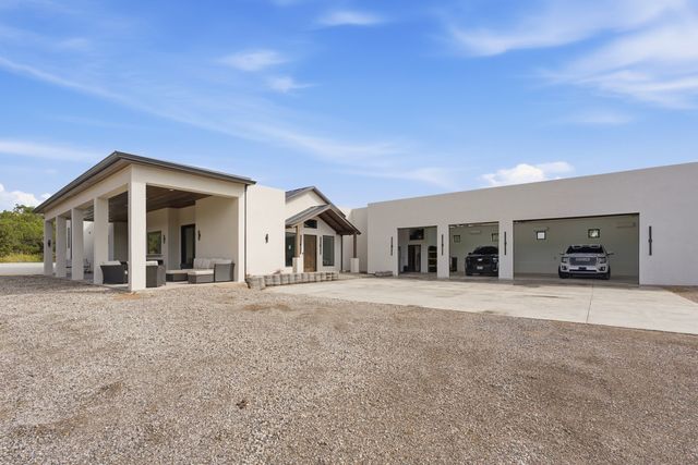21 Paseo Del Coyote B, Santa Fe, NM 87506