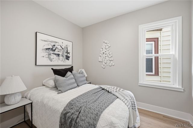 61 Princeton Place, Buffalo, NY 14210