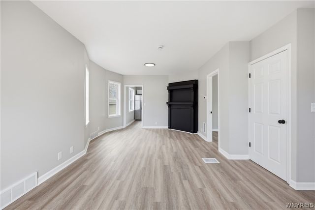 61 Princeton Place, Buffalo, NY 14210