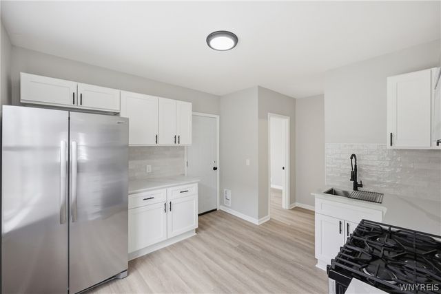 61 Princeton Place, Buffalo, NY 14210