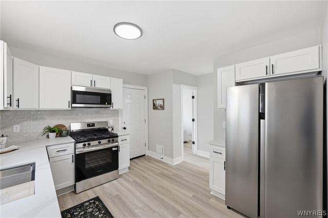 61 Princeton Place, Buffalo, NY 14210