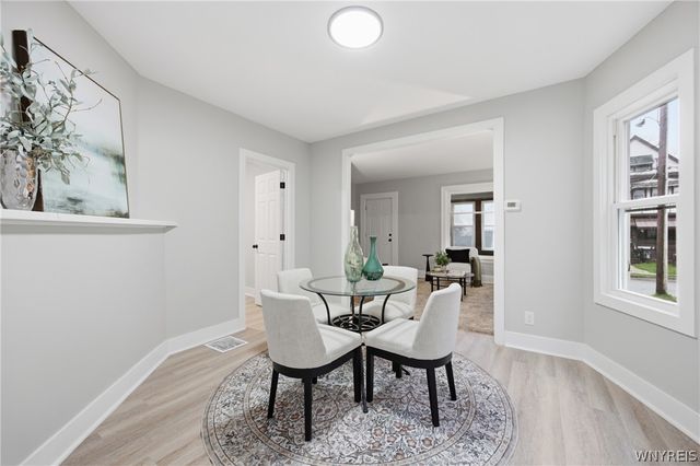 61 Princeton Place, Buffalo, NY 14210