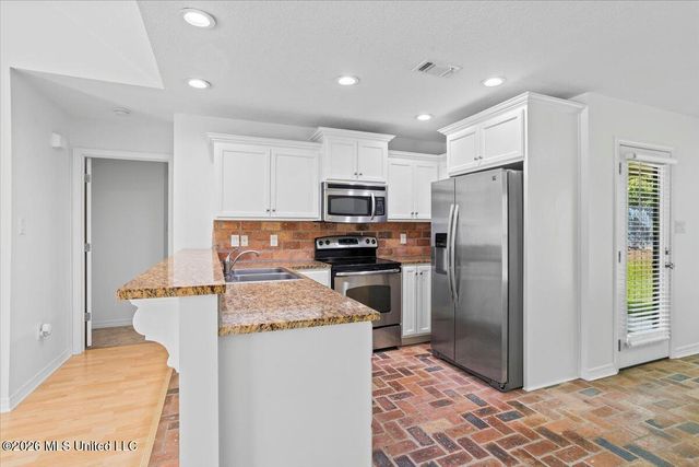 13687 Lawton Lane, Gulfport, MS 39503