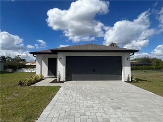 336 Parkdale BLVD, Lehigh Acres, FL 33974