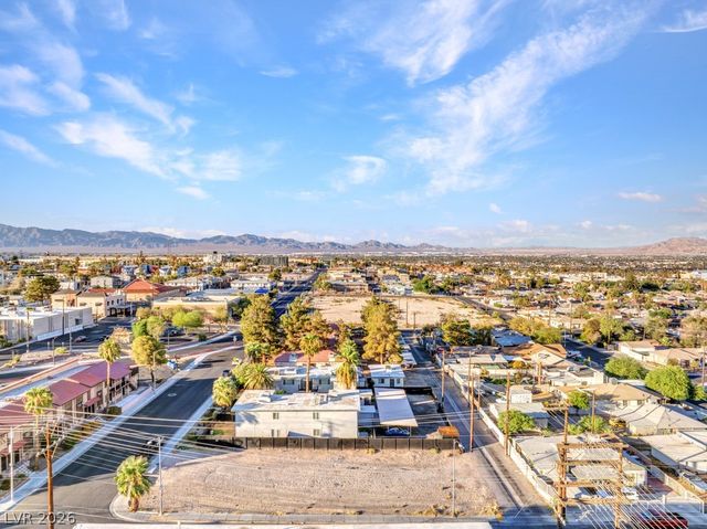 423 13th Street, Las Vegas, NV 89101