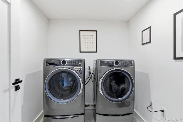 2 Overlook Drive, Mount Sinai, NY 11766