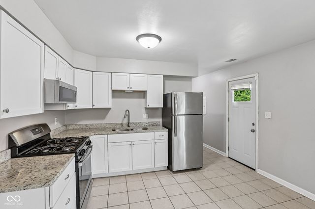 8510 Montery Road, Indianapolis, IN 46226