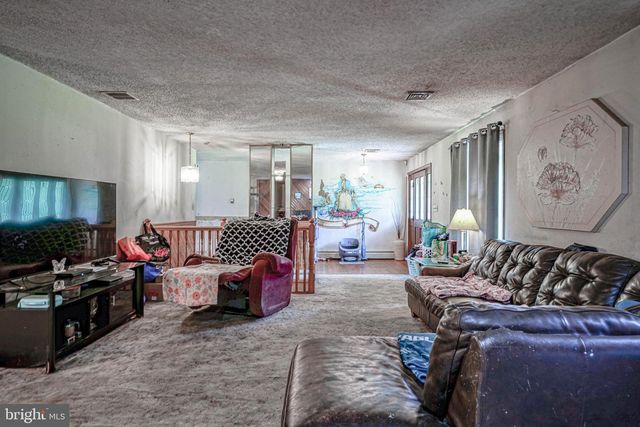 3016 READING AVE, Hammonton, NJ 08037