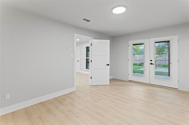 3907 Carmel DR, Austin, TX 78721
