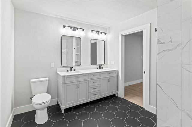 3907 Carmel DR, Austin, TX 78721