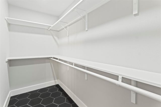 3907 Carmel DR, Austin, TX 78721