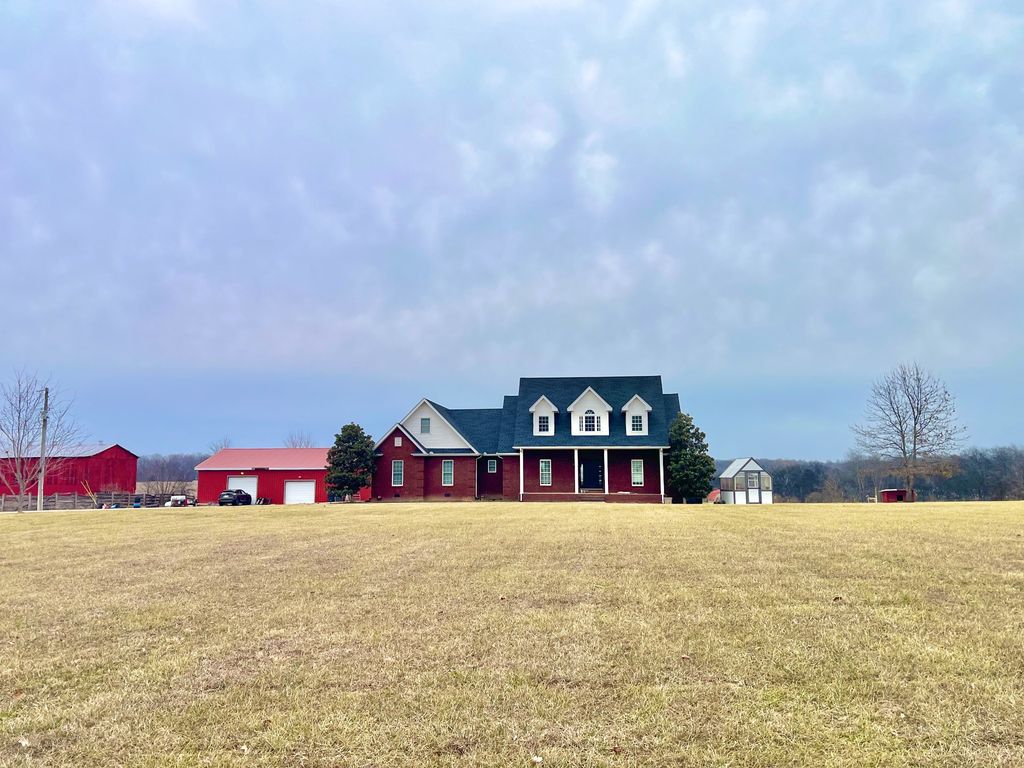 4436 Barren Plains Rd, Springfield, TN 37172