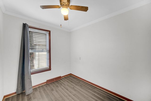 1536 121st Street, Whiting, IN 46394