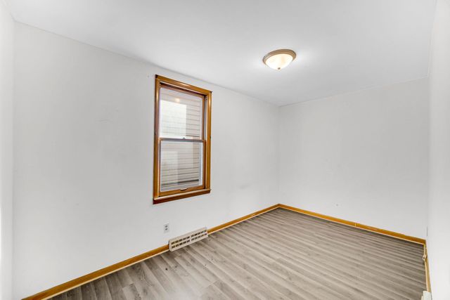 1536 121st Street, Whiting, IN 46394