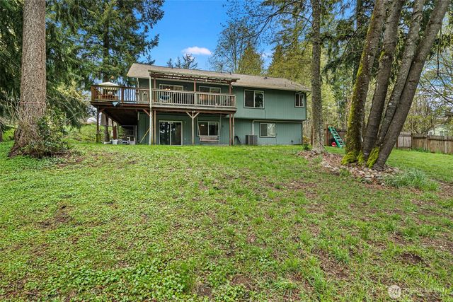 17511 Scenic Shores Court SE, Yelm, WA 98597