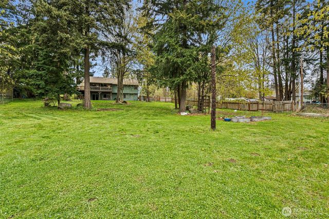 17511 Scenic Shores Court SE, Yelm, WA 98597
