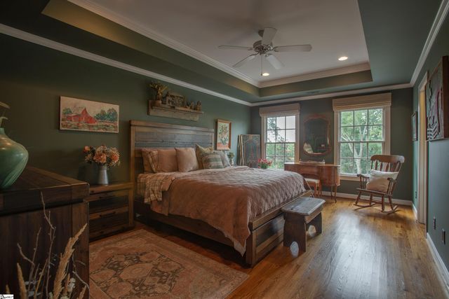 321 W Earle Street, Greenville, SC 29609