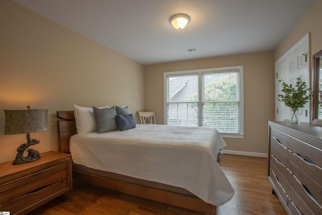 321 W Earle Street, Greenville, SC 29609