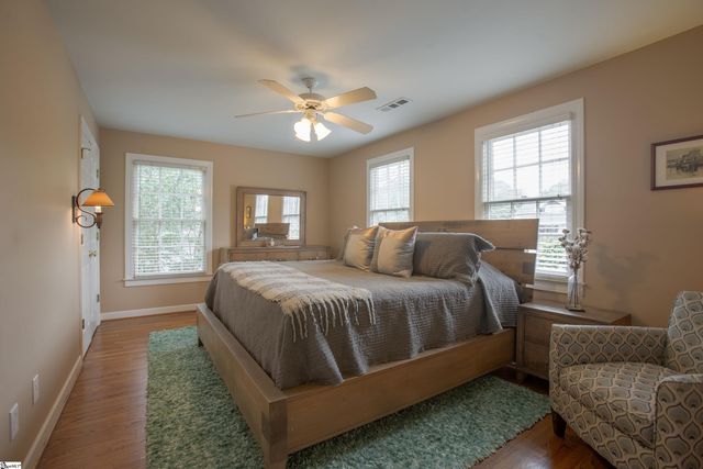 321 W Earle Street, Greenville, SC 29609